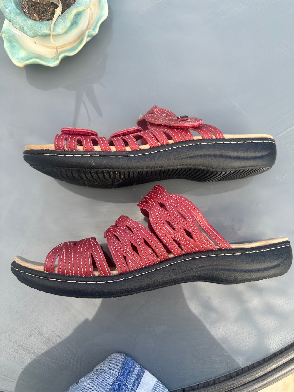 Clark’s Laurieann Ruby red leather sandals size 11 EUC - Picture 8 of 8